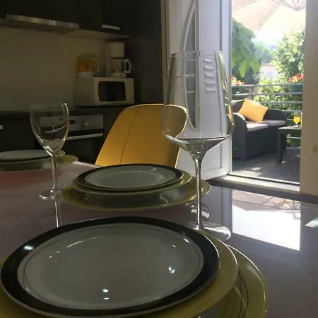 Sunflower Kaštela